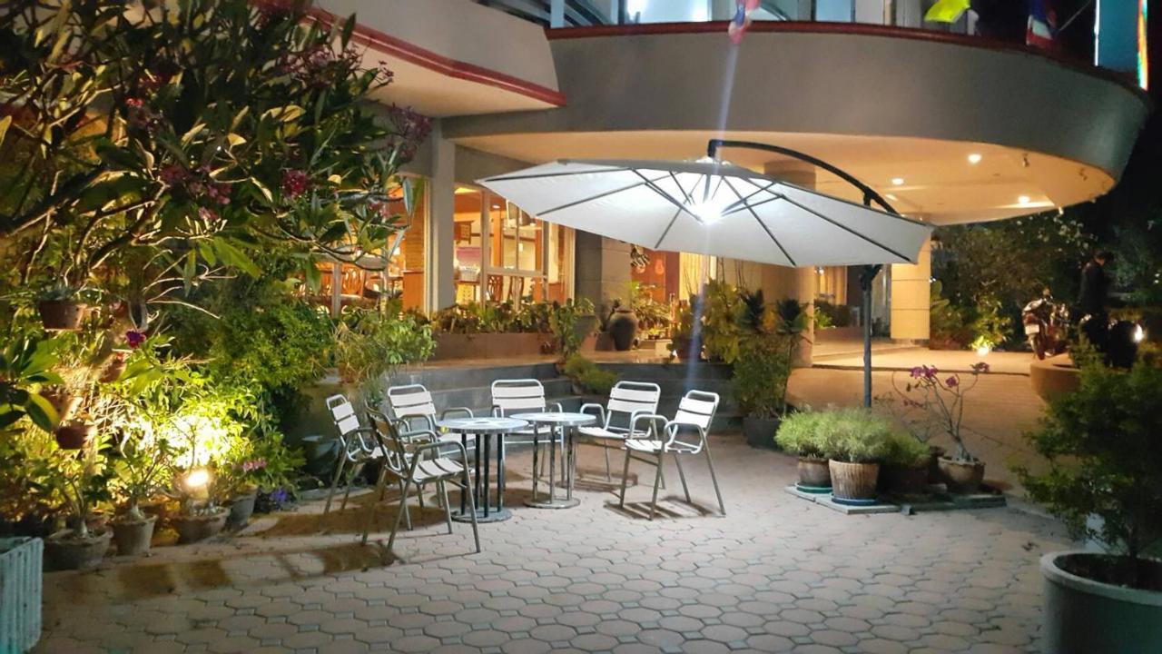 Kieng Piman Hotel Mukdahan Exterior foto